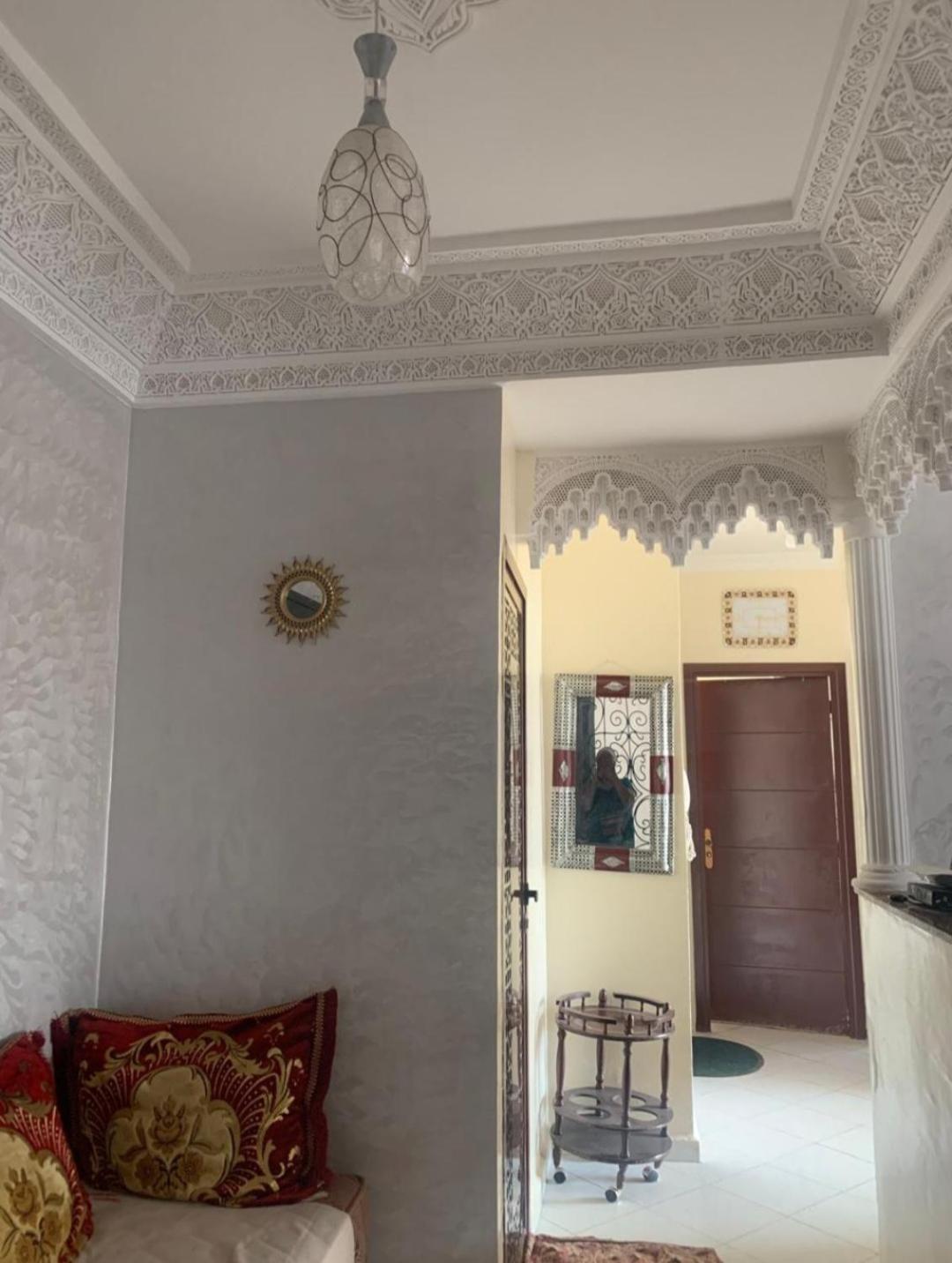 Adorable Apartamento A 8 Min Del Aeropuerto De Casablanca,Wifi Ultra Rapido Y Parking Gratis Derroua Luaran gambar